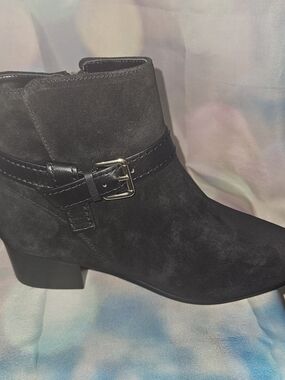 Talbots Black Suede Ankle Boot with Gold Buckle and Matching Zipper 8M NWT